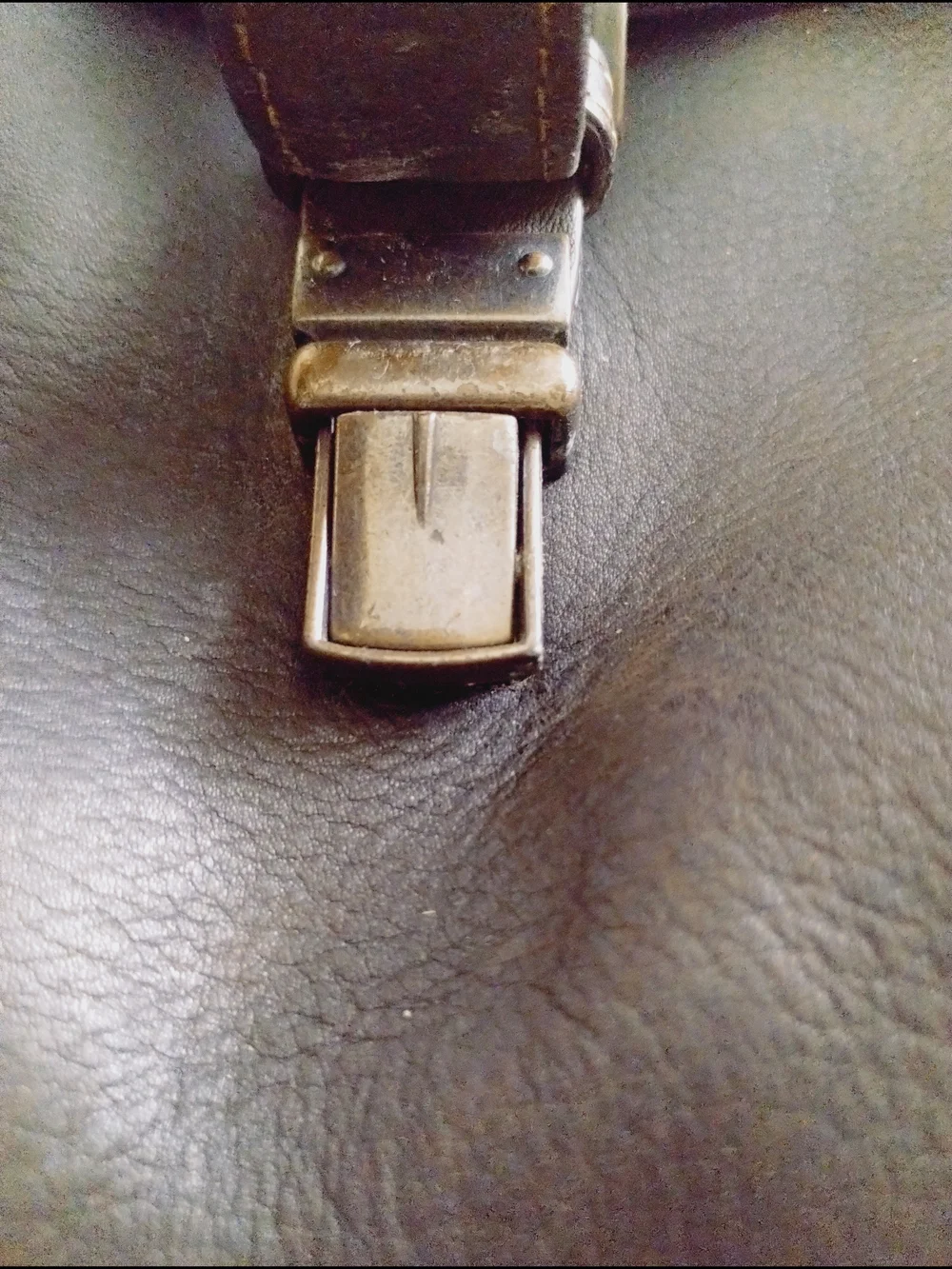 Wilson's Leather Mahogany Leather Laptop Messenger - Classic Briefcase Style